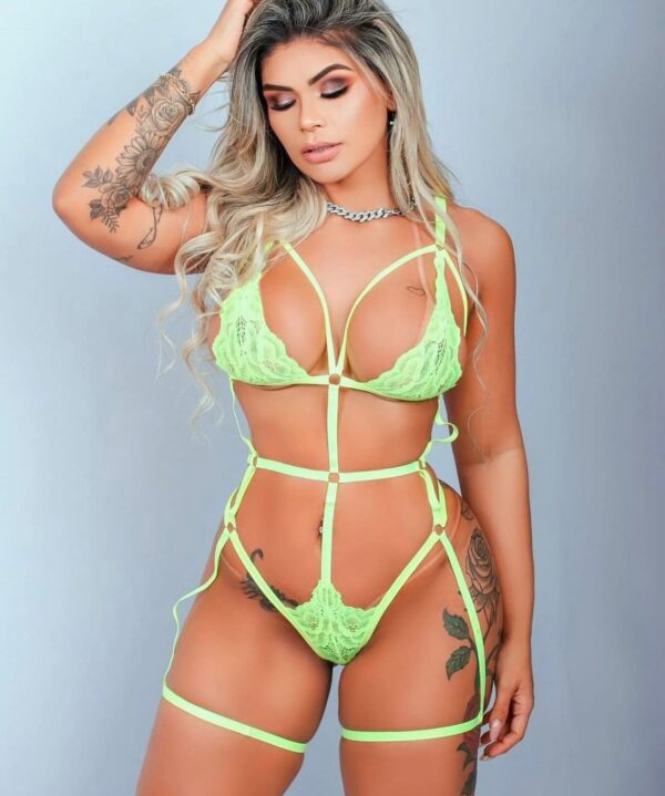 Body Sexy Sem Bojo em Renda e Tiras com Perneira Amarelo neon - Amarelo neon C/Regulagem